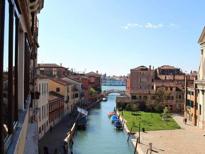 Palazzo Guardi Pensión Venecia